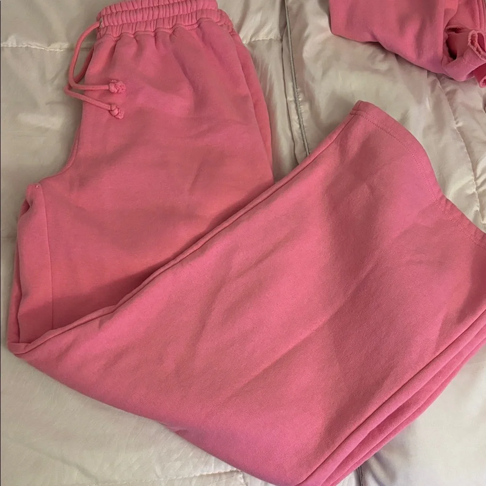pink on the go fleece matching set. - Picture 2 of 4